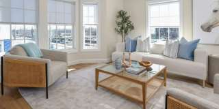 440 Heights Road unit: 210 Gallery 2