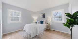 593 Bristol Lane Gallery 6