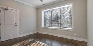 1946 West Nelson St. Apt. Gallery 14