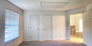 406 Clairborne St Gallery 31