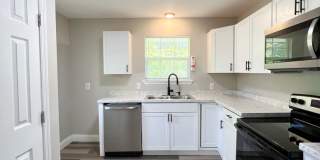 Charming Remodeled Home Off Madison Street Gallery 14