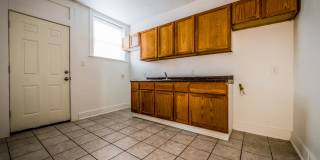 8000 S Ellis Ave Gallery 18