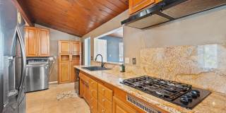 Adorable 3 Bedroom 2 Bathroom Single Story Family Home Gallery 21