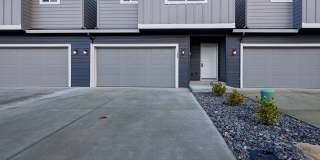 Oak Heritage Townhomes Gallery 5