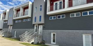 1520  S Razorback  RD Gallery 1