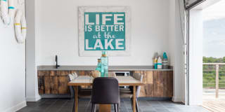 Lakehouse Gallery 11