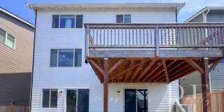 Spacious 5-Bedroom Home with Modern Layout, Natural Light & Park Access Gallery 31