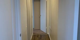 Spacious Duplex in South Redlands with Pool Access Gallery 5