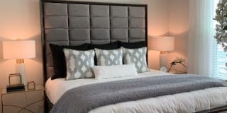 Aurora on the Trail - Apartments & Townhomes Gallery 9