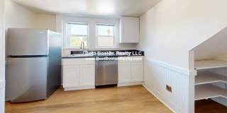107 Warren St. Gallery 3