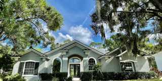 Beautifully Renovated 4/3 Home ~ East Orlando ~ Fenced Yard ~ No HOA! Gallery 1