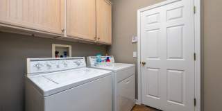 Beautiful 4 Bedroom on Large Corner Lot - LAKE NONA Gallery 36