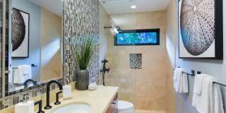 Luxurious & Private Modern Home w/Pool, AC & Diamond Head Views - Aloha Nalu Gallery 20