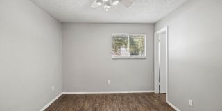 Awesome open Studio Apartments Close to Downtown Gallery 30