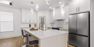 12370 W University Blvd Gallery 9