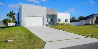 5 SW 26th Place Gallery 1