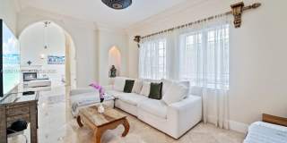 2501 Pine Tree Dr Gallery 9