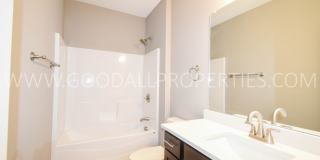 Rent Special !!! 4-Bedroom Ranch in Clive with a Finished Basement & 3-Car Garage! Gallery 22