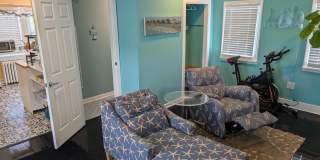 509 E 4th St Street Gallery 10