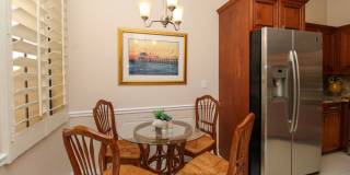 ** THE VINEYARDS SEASONAL ** 2 BED PLUS A DEN\2 BATH 2ND FLOOR COACH HOME READY FOR YOU ** VACATION READY HOME ** Gallery 23