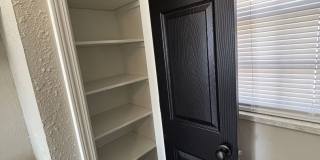 1800 Fairlane-Move In Ready! 1800 Fairlane-Move In Ready! Gallery 9