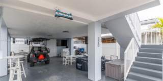 325 Calusa St Gallery 4