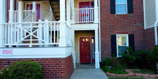 3 Bedroom Condo in Kings Grant w/ Luxury Updates! Gallery 1
