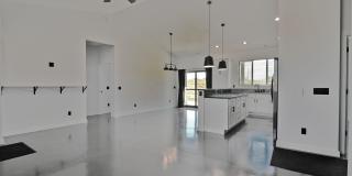 1495 Oxbow Gallery 22