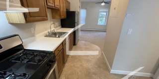 Newly renovated 1 bed Gallery 7