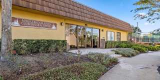 Newly Remodeled 2 bedroom 2.5 bath near Millenia Mall Gallery 23