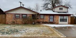 WOW! Gorgeous Remodeled 3/2 with Loft near LCU, Tech, Medical District! Gallery 1