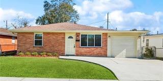 1381 MAPLEWOOD Drive Gallery 1