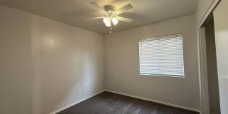 12071 W Dahlia  - 3 Bed, 2 Bath in El Mirage Gallery 18
