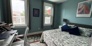 908 11TH Street NE Gallery 11