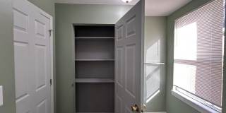 Baltimore - 3 Bedrooms and 1 bath Available! Gallery 4