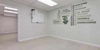 10503 WEST Drive Gallery 11