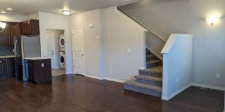 Beautiful Newer Townhome Gallery 4
