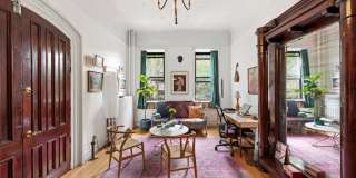 32 ST JAMES Place Gallery 3