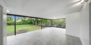 1935 SW 24th Ter Gallery 16