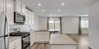 Upgraded 5 bedroom home in Cul-De-Sac!! Gallery 10