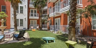 Southtown Flats Gallery 29