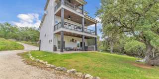2488 Waterfront Park Gallery 3