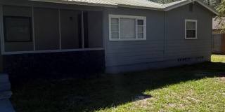 Fully Furnished Charming 2BR Duplex in Deland Gallery 1