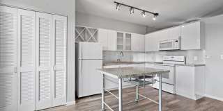 2626 South Side Flats Gallery 39