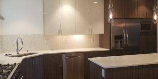 Spacious and modern townhome in Downtown Bellevue Gallery 4