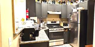 $500 Rebate Upon Closing! Luxury Apt. Near BU Campus. Ht/HW Included. Gallery 1