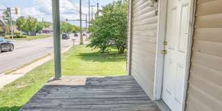 PRELEASING for AUGUST! Close to Campus; In-Unit Washer and Dryer Gallery 10