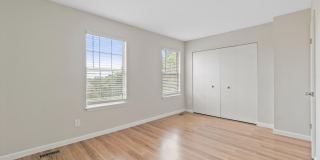 1004 DARTMOUTH GLEN Way Gallery 16