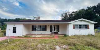 Charming 3 Bedroom, 3 Bath Single Family Home For Rent at 2022 Edgewood Rd., Leesburg, FL 34787 Gallery 1