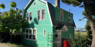 69 B St Gallery 1